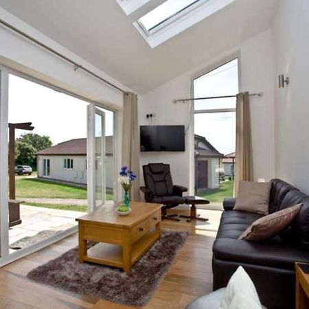 Lovely 2 Bedroom Holiday Chalet Near Sidmouth Εξωτερικό φωτογραφία