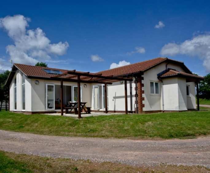 Lovely 2 Bedroom Holiday Chalet Near Sidmouth Εξωτερικό φωτογραφία